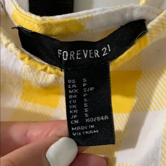 Little yellow and white dress that zips - Picture 3 of 3